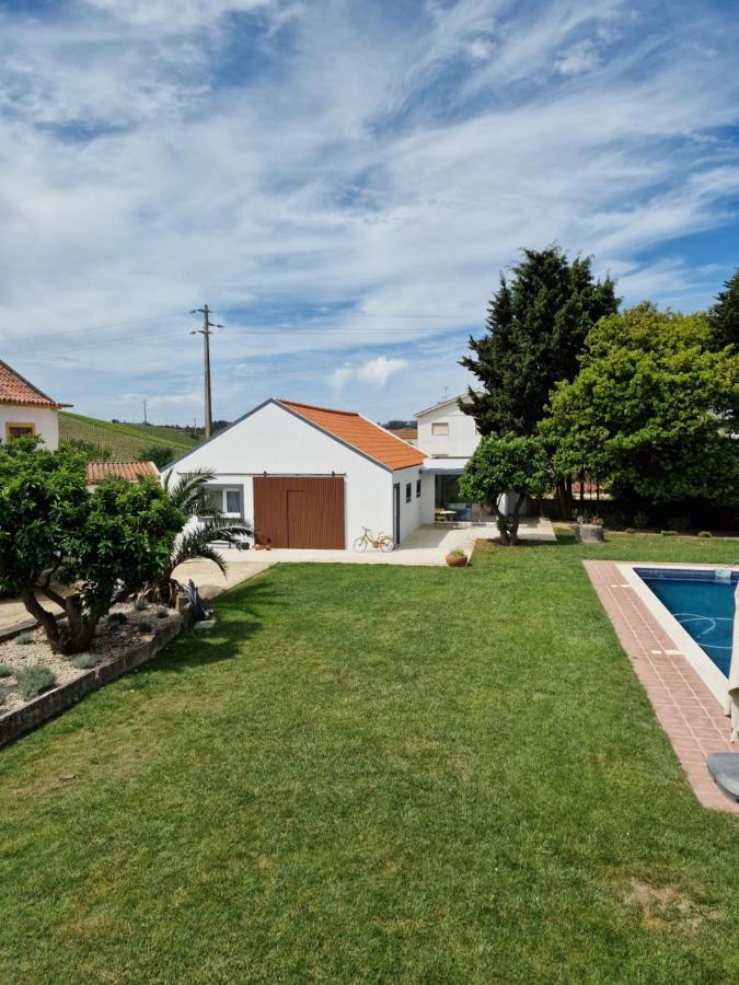 Casa Nikana Turcifal Extérieur photo